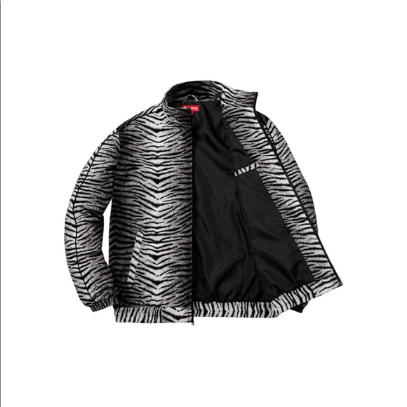 New supreme tiger jacket size m
